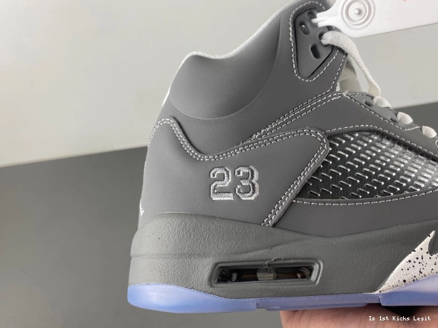 5 Air Wolf Grey Jordan 136027-005 Retro 0810